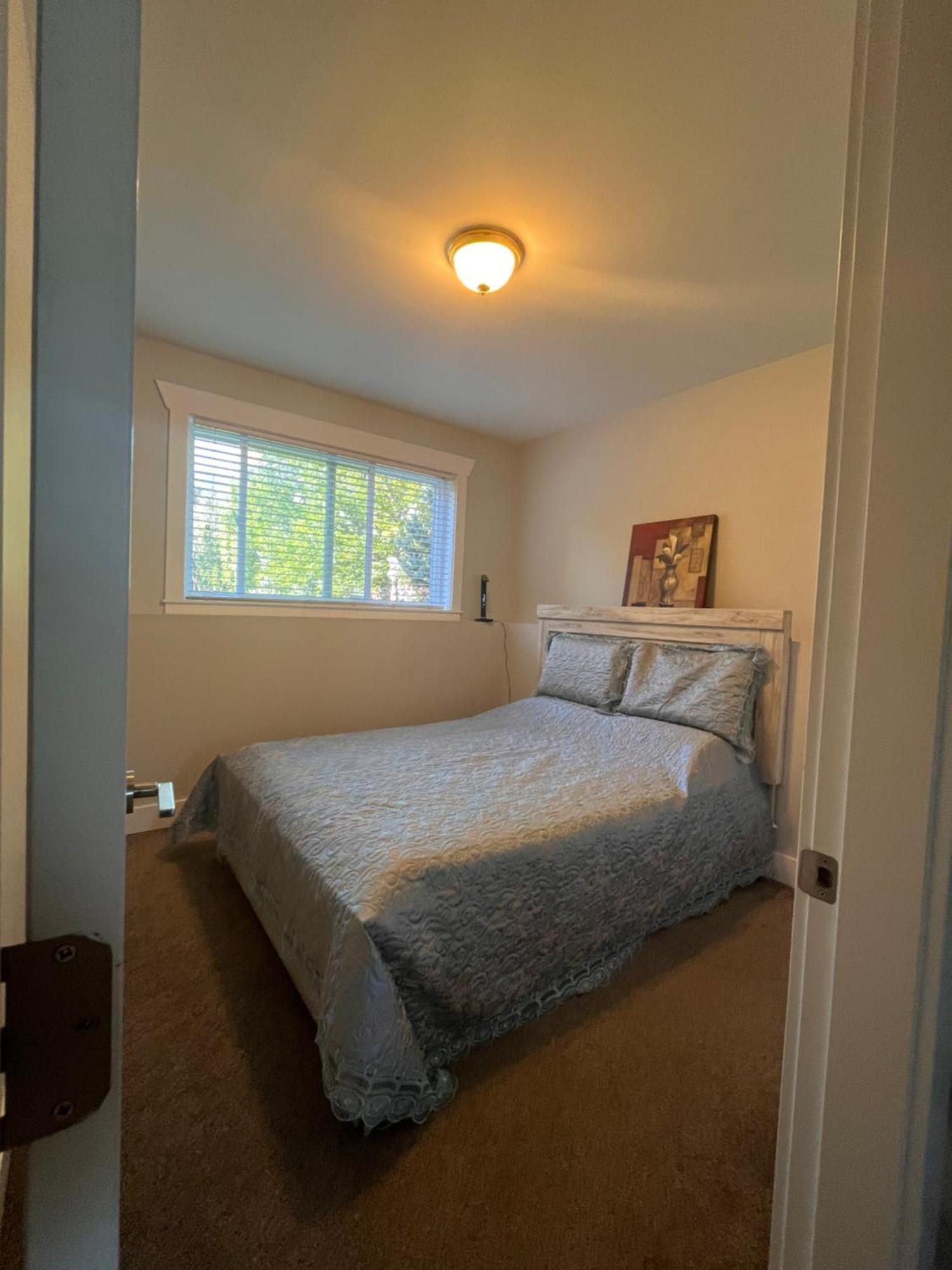 2 Bedroom Suite With Full Kitchen Revelstoke Esterno foto