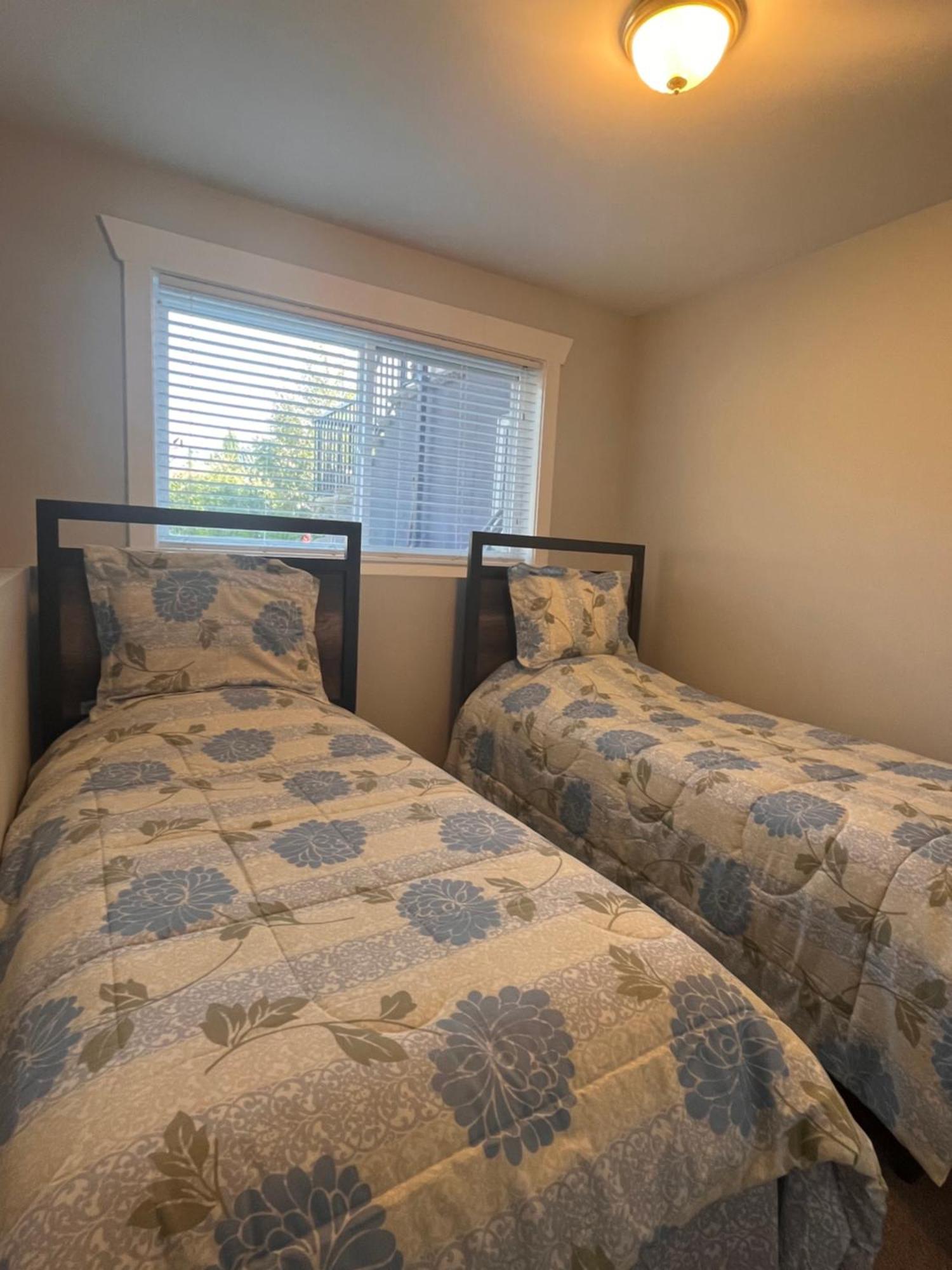 2 Bedroom Suite With Full Kitchen Revelstoke Esterno foto